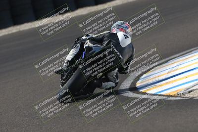 media/Oct-12-2025-CRA (Sun) [[e621380112]]/Races/Race 9/